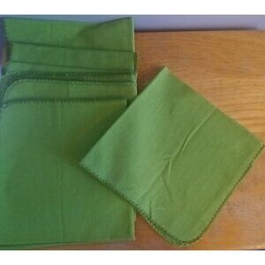Green Cloth Napkins Lot of 8 Unbranded 8 1/2" X 8 1/2"